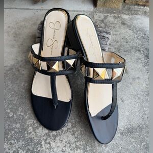Jessica Simpson Movena Black Studded Sandals Sz-8M.   W